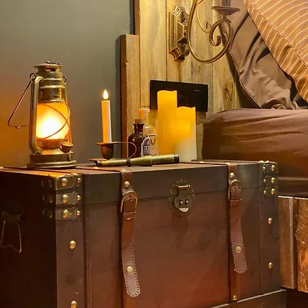 Pirate Mood - Jacuzzi - Sauna - Jeux D'Arcade - Billard - Nintendo - Tv Xxl Courcelles