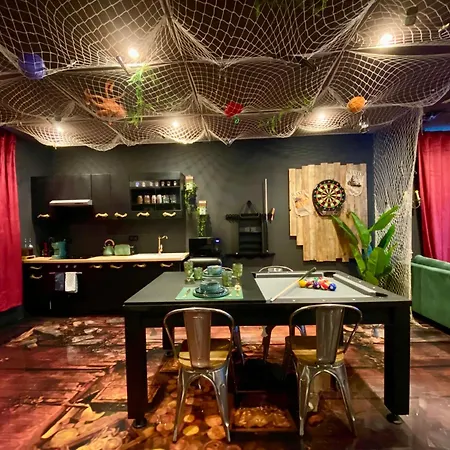Pirate Mood - Jacuzzi - Sauna - Jeux D'Arcade - Billard - Nintendo - Tv Xxl * Courcelles